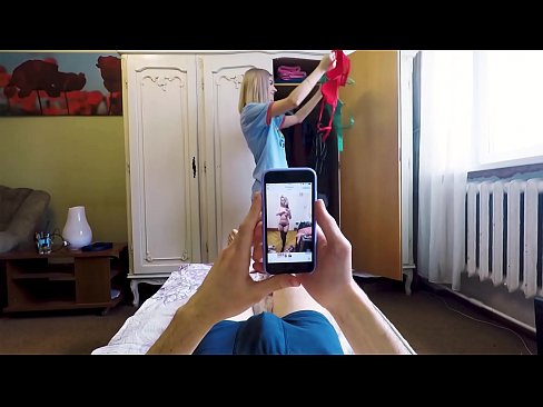 ❤️ Stiefzus liet haar broer klaarkomen vlak voordat mama thuiskwam ❌ Porn video at us