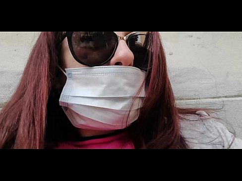 ❤️ Nicoletta neemt wraak op haar buurman en plast in zijn garage (Special Covid19 Italian Quarantine) ❌ Porn video at us