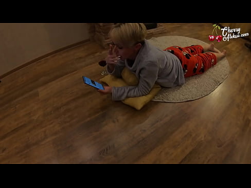 ❤️ Gekke Blondine Pijpt Enorme Pik en Stuitert Er Op - Anale Seks ❌ Porn video at us