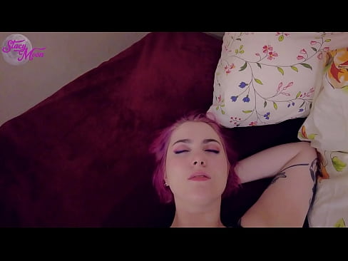 ❤️ Sletterig klasgenootje vroeg om OBG met haar over te slaan, dus we neukten zonder condoom ❌ Porn video at us
