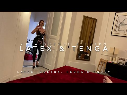❤️ Roodharige stiefzus in latex kostuum geneukt door stiefbroer ❌ Porn video at us