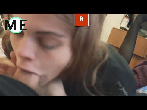 ❤️ Keel lul, gescheurde panty's en gescheurde hakken leuk om te ontmoeten ❌ Porn video at us