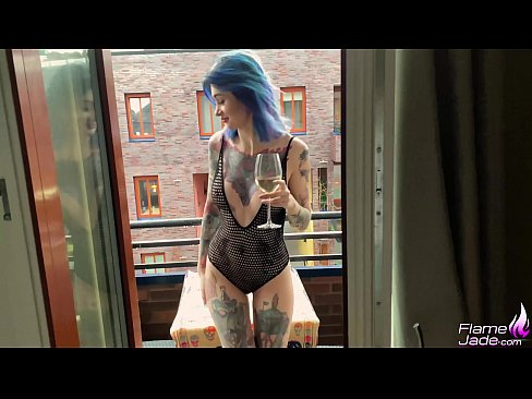 ❤️ Enorm meisje zuigt met een slok en neukt hartstochtelijk onder de open hemel ❌ Porn video at us